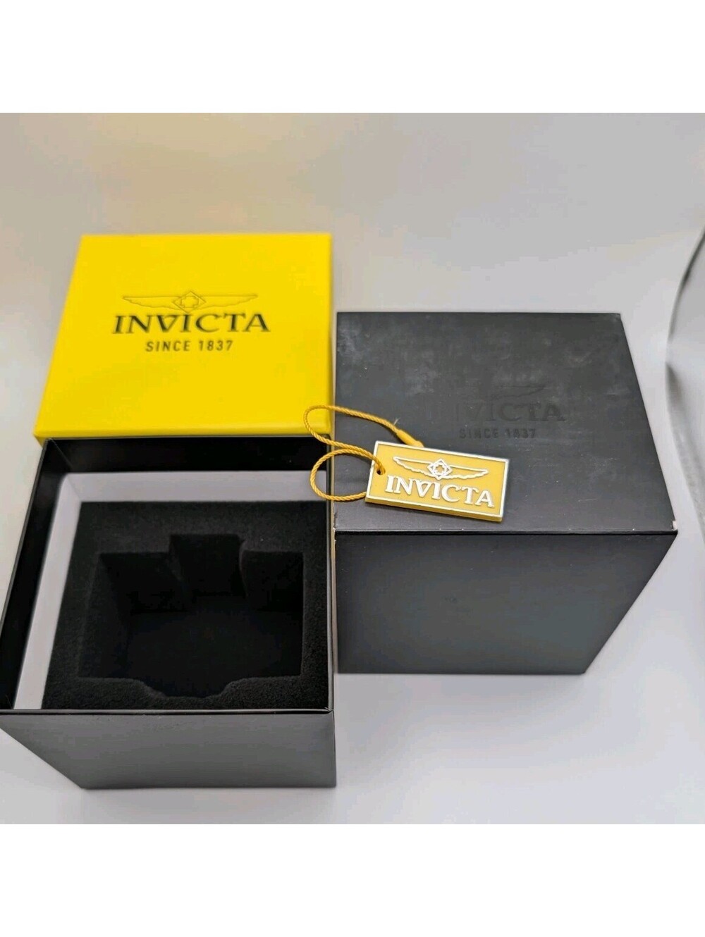 Invicta Watch Storage/Display Box, Empty, Yellow, One Slot (BOX ONLY)